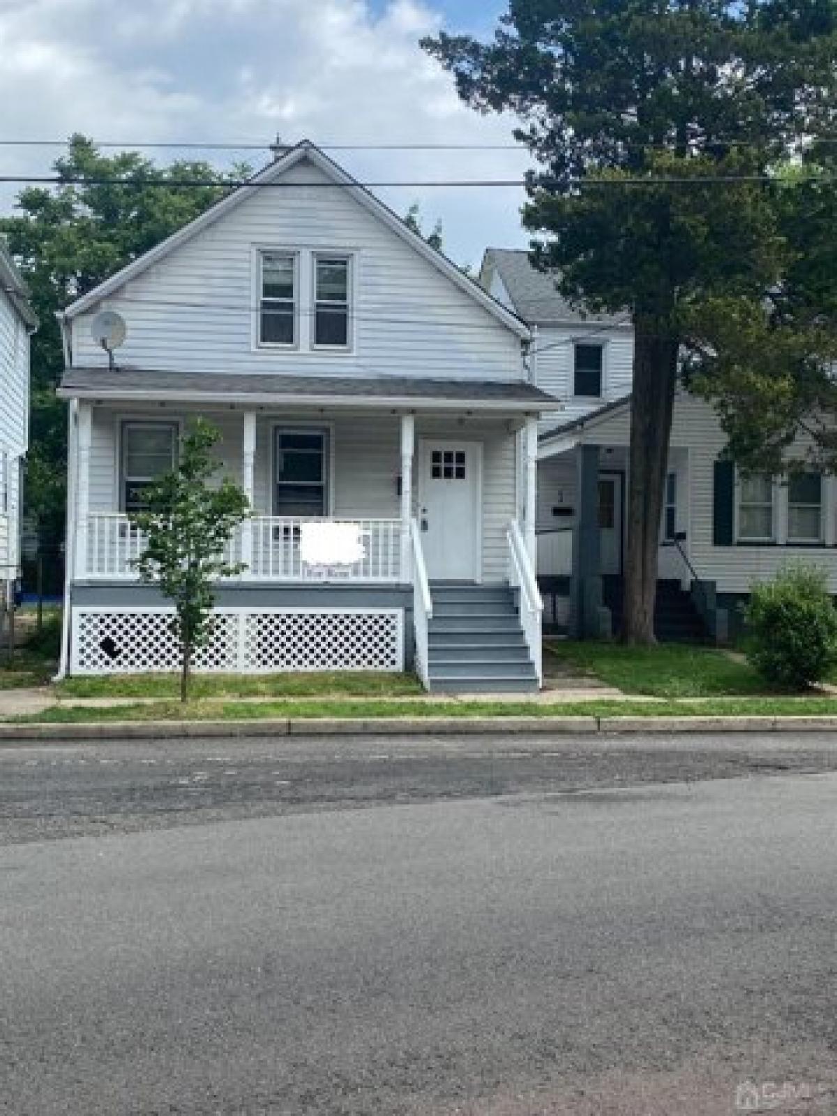 Picture of Home For Rent in New Brunswick, New Jersey, United States