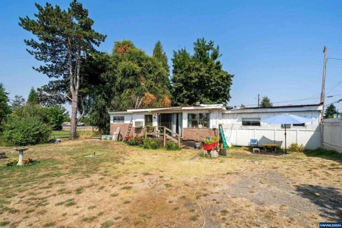 Picture of Home For Sale in Aumsville, Oregon, United States