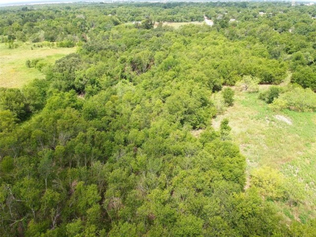 Picture of Residential Land For Sale in Marlin, Texas, United States