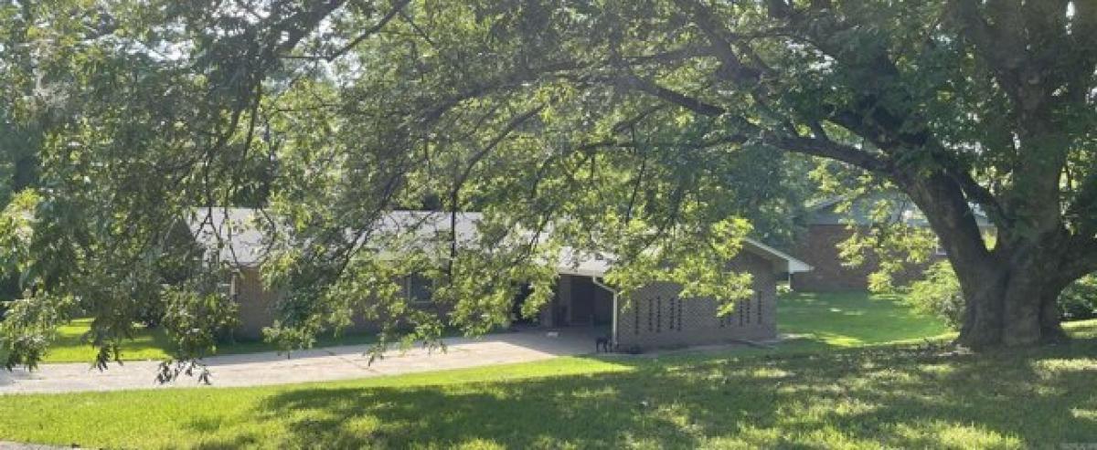 Picture of Home For Sale in Forrest City, Arkansas, United States