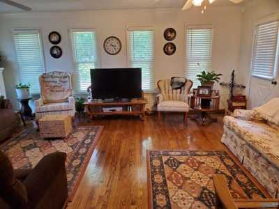 Home For Sale in Bridgeport, Alabama