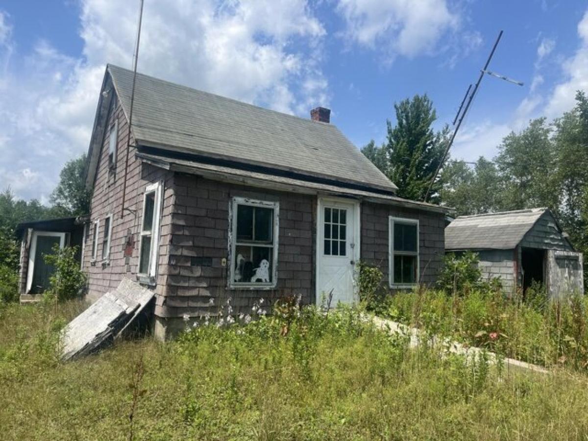 Picture of Home For Sale in Mooers, New York, United States