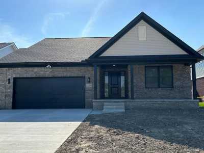 Home For Sale in Romulus, Michigan