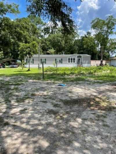 Home For Sale in Hilliard, Florida