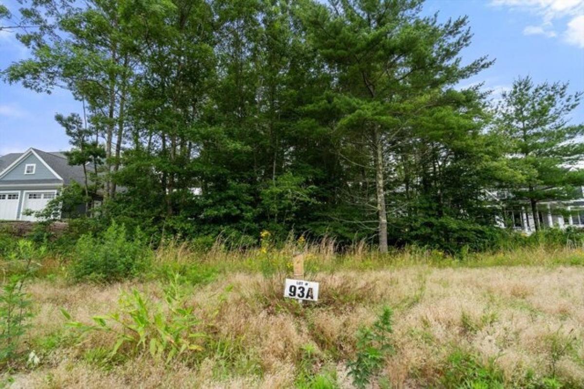 Picture of Residential Land For Sale in Mattapoisett, Massachusetts, United States