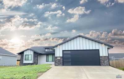 Home For Sale in Piedmont, South Dakota