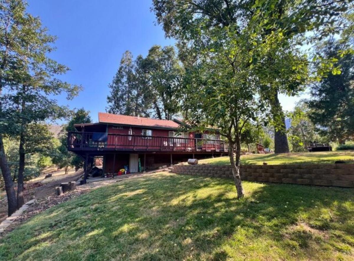 Picture of Home For Sale in North Fork, California, United States