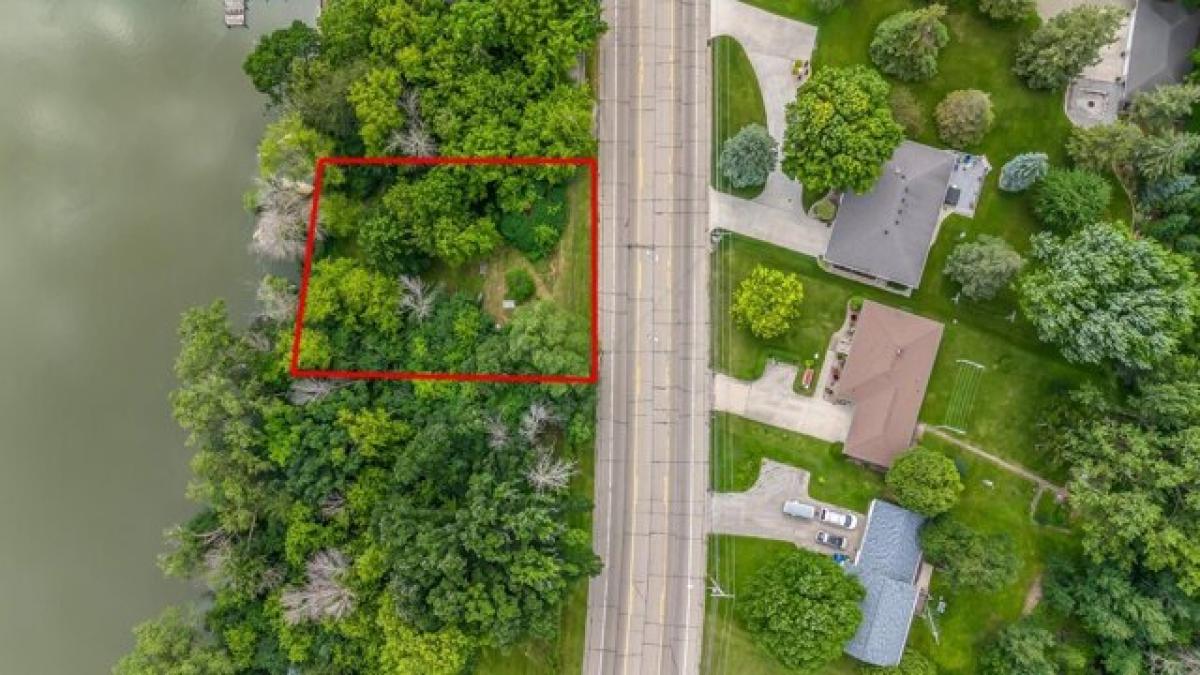 Picture of Residential Land For Sale in Appleton, Wisconsin, United States