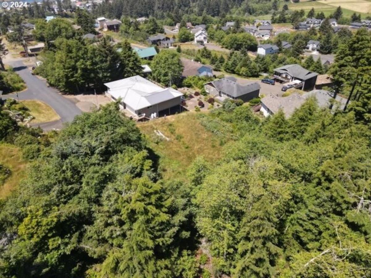 Picture of Residential Land For Sale in Pacific City, Oregon, United States