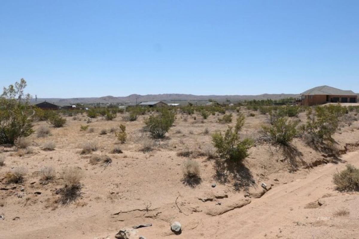 Picture of Residential Land For Sale in Ridgecrest, California, United States