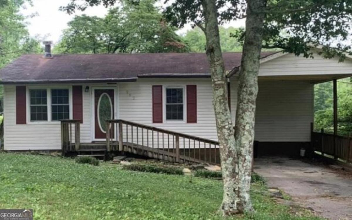 Picture of Home For Sale in East Ellijay, Georgia, United States