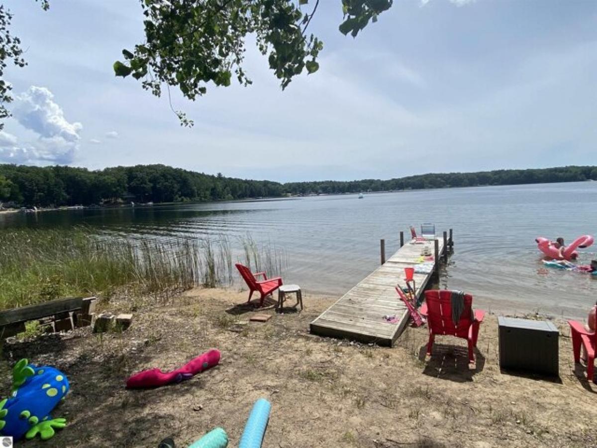 Picture of Residential Land For Sale in Free Soil, Michigan, United States