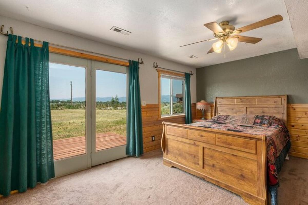 Picture of Home For Sale in Driggs, Idaho, United States