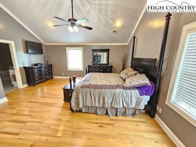 Home For Sale in Ennice, North Carolina