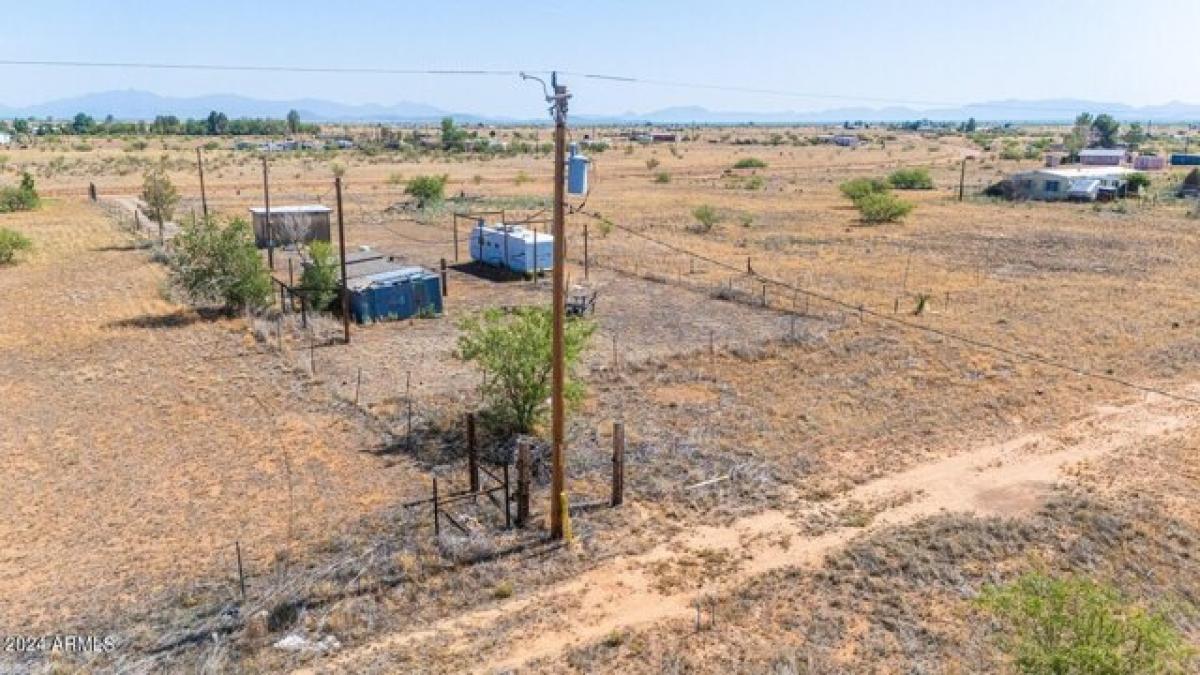 Picture of Residential Land For Sale in Pearce, Arizona, United States