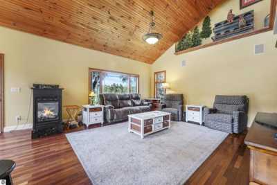 Home For Sale in Leroy, Michigan