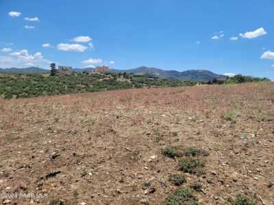 Residential Land For Sale in Kirkland, Arizona