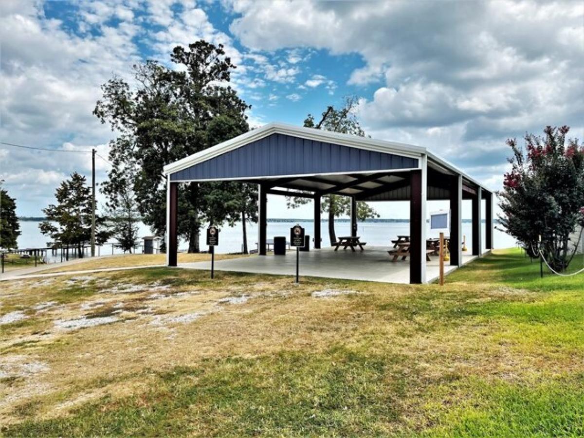 Picture of Residential Land For Sale in Pointblank, Texas, United States