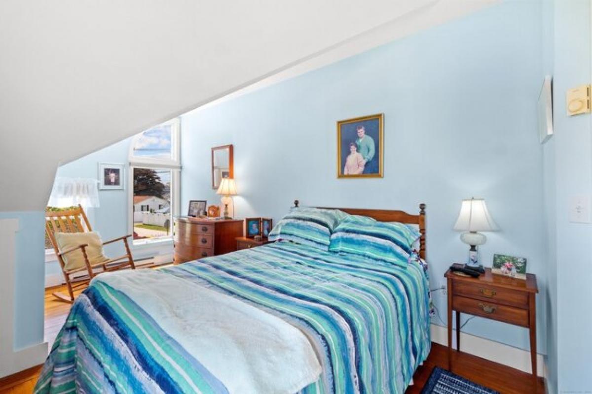 Picture of Home For Sale in Old Saybrook, Connecticut, United States