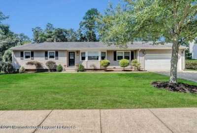 Home For Rent in Oakhurst, New Jersey