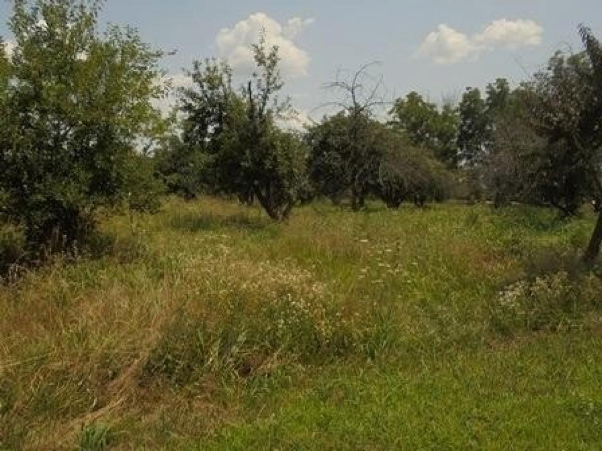 Picture of Residential Land For Sale in Thayer, Kansas, United States