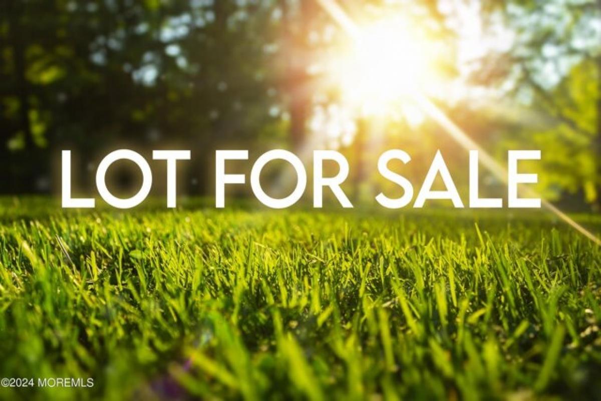 Picture of Residential Land For Sale in Lakewood, New Jersey, United States