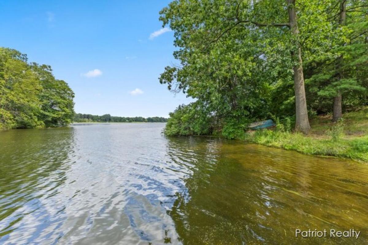 Picture of Residential Land For Sale in Hastings, Michigan, United States