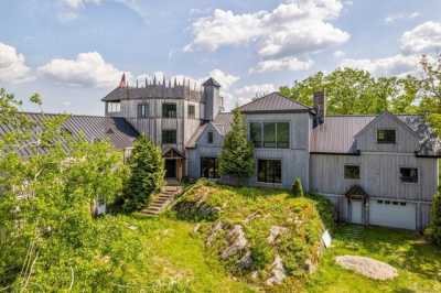 Home For Sale in Sharon, Connecticut