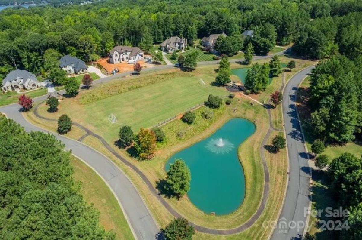 Picture of Residential Land For Sale in Belmont, North Carolina, United States