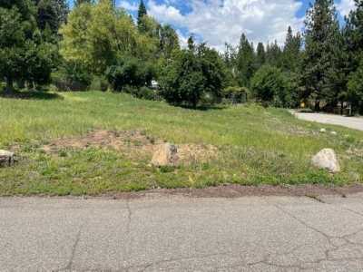 Residential Land For Sale in McCloud, California