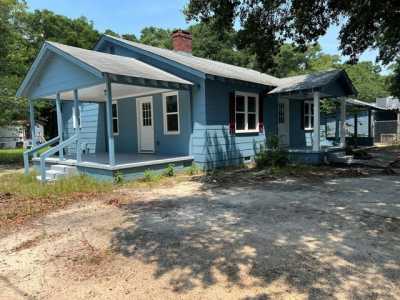 Home For Sale in Cordova, South Carolina