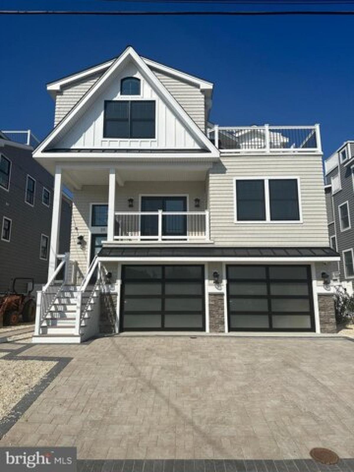 Picture of Home For Sale in Surf City, New Jersey, United States