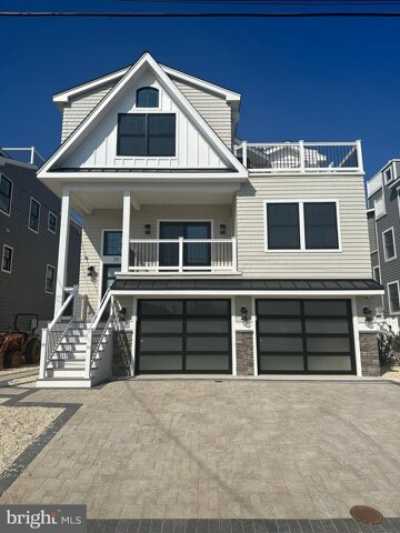 Home For Sale in Surf City, New Jersey