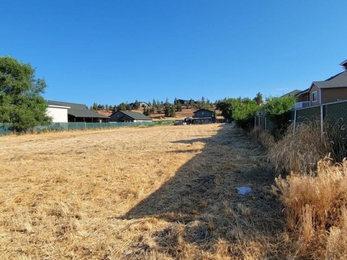 Picture of Residential Land For Sale in Prineville, Oregon, United States