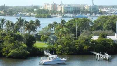 Home For Rent in Palm Beach, Florida