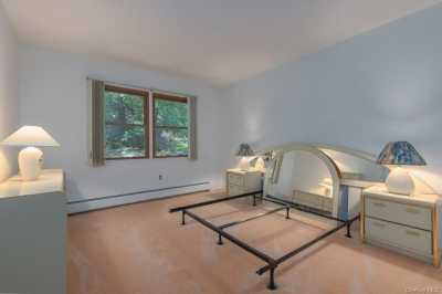 Home For Sale in Stony Point, New York