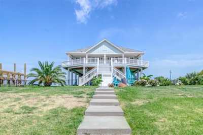 Home For Sale in Port Bolivar, Texas