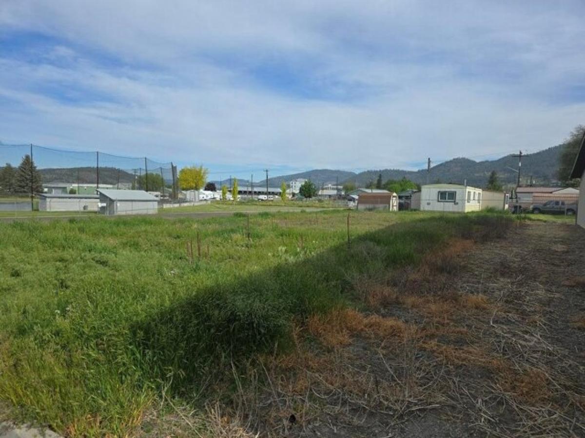 Picture of Residential Land For Sale in Colville, Washington, United States