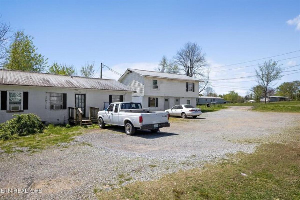 Picture of Home For Sale in Englewood, Tennessee, United States