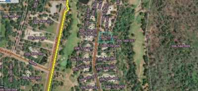 Residential Land For Sale in Redding, California