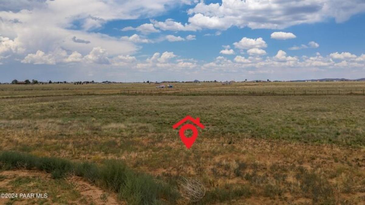 Picture of Residential Land For Sale in Prescott Valley, Arizona, United States