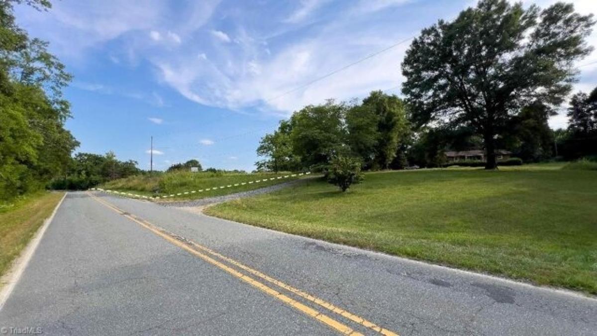 Picture of Residential Land For Sale in McLeansville, North Carolina, United States