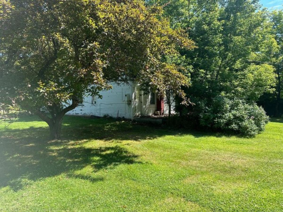 Picture of Home For Sale in West Chazy, New York, United States