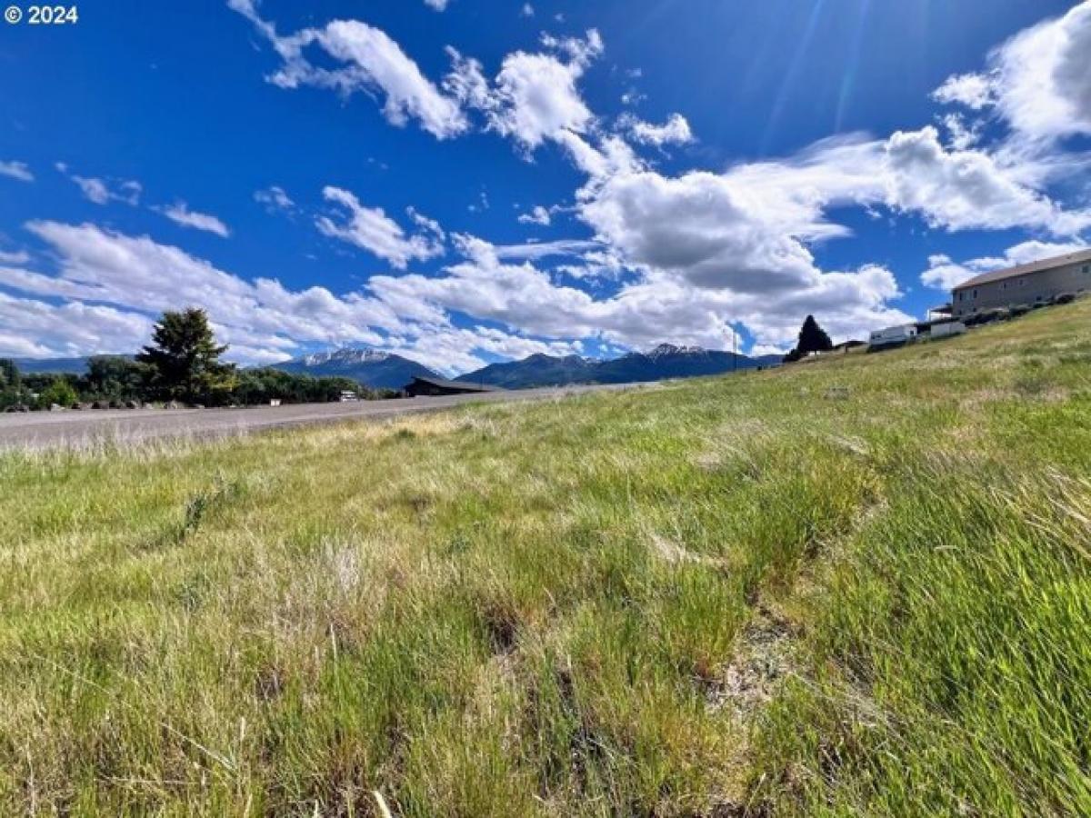 Picture of Residential Land For Sale in Enterprise, Oregon, United States