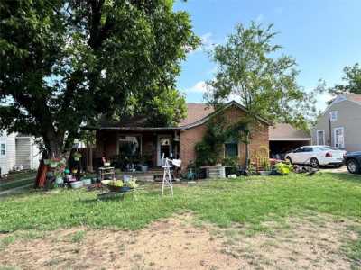 Home For Sale in Coleman, Texas