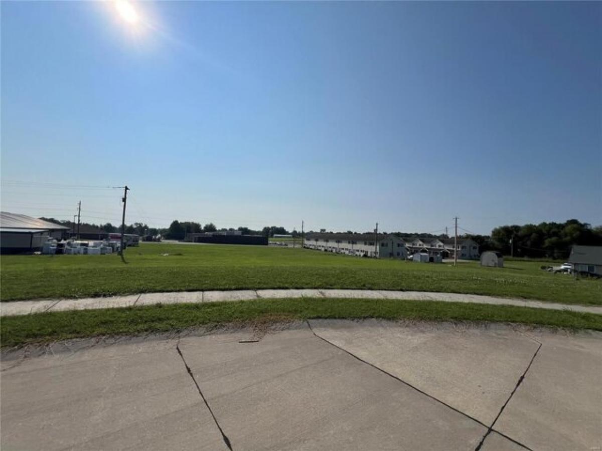 Picture of Residential Land For Sale in Perryville, Missouri, United States