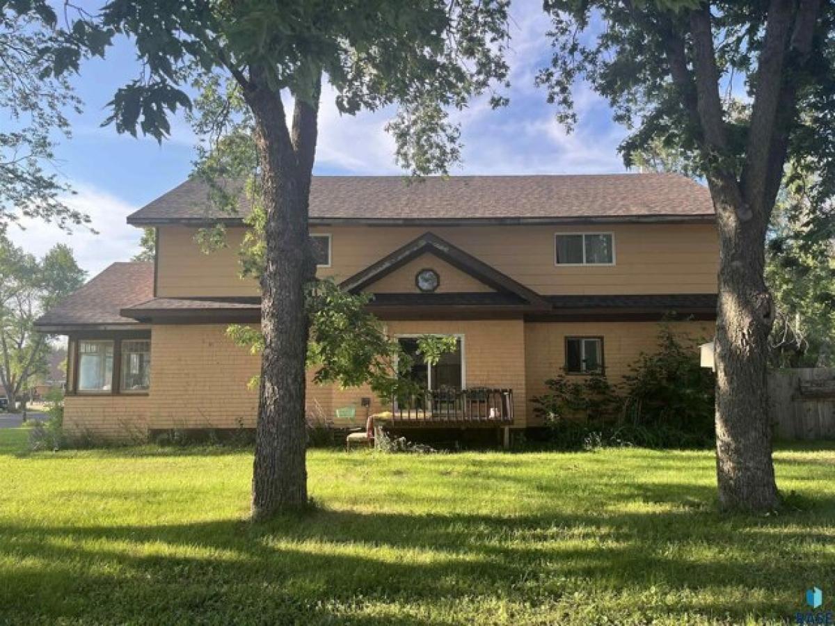 Picture of Home For Sale in Bridgewater, South Dakota, United States