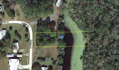 Residential Land For Sale in Old Town, Florida