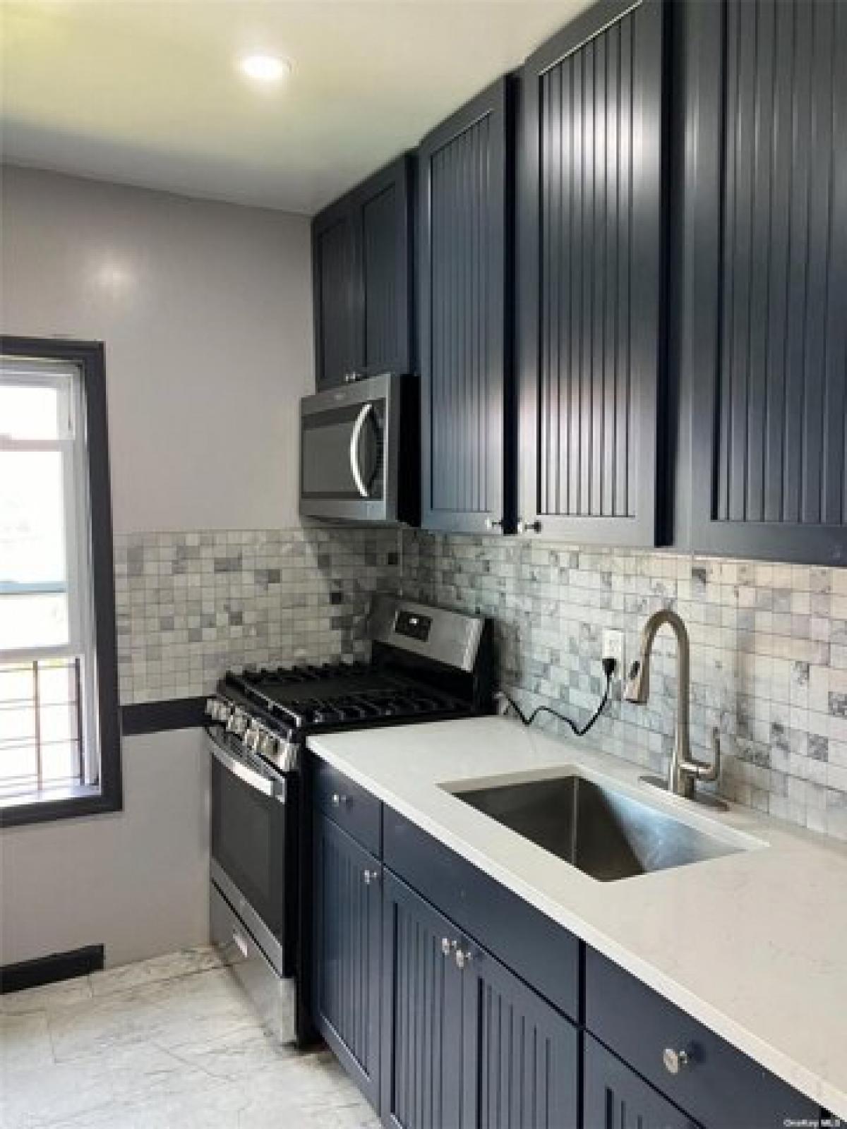 Picture of Apartment For Rent in Far Rockaway, New York, United States