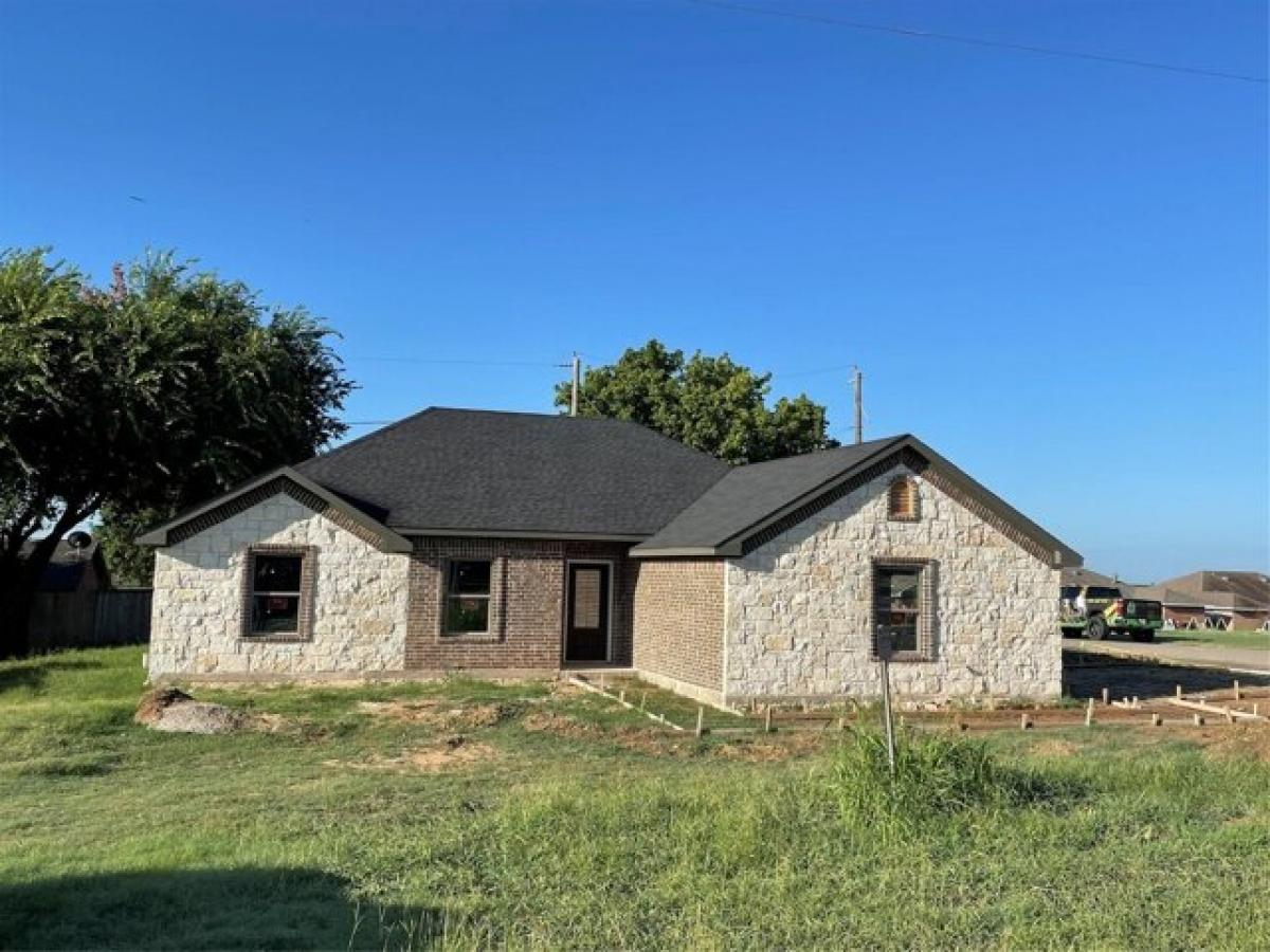 Picture of Home For Sale in Collinsville, Texas, United States